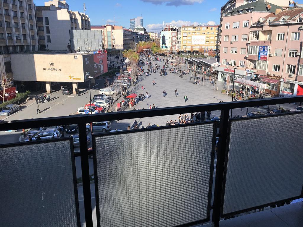 Center Apartment Πρίστινα Εξωτερικό φωτογραφία