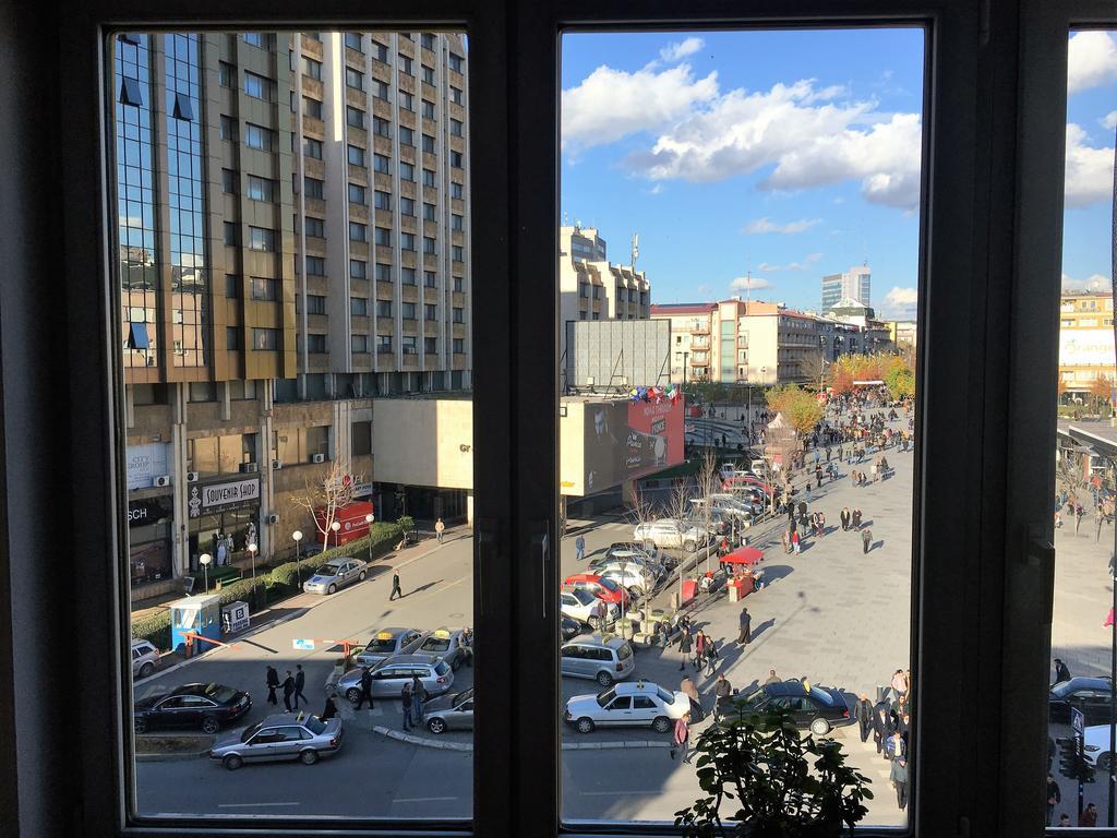 Center Apartment Πρίστινα Εξωτερικό φωτογραφία